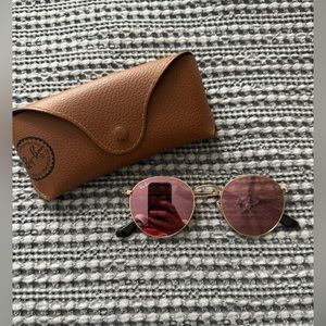 Ray-Ban Rose Gold Round Sunglasses